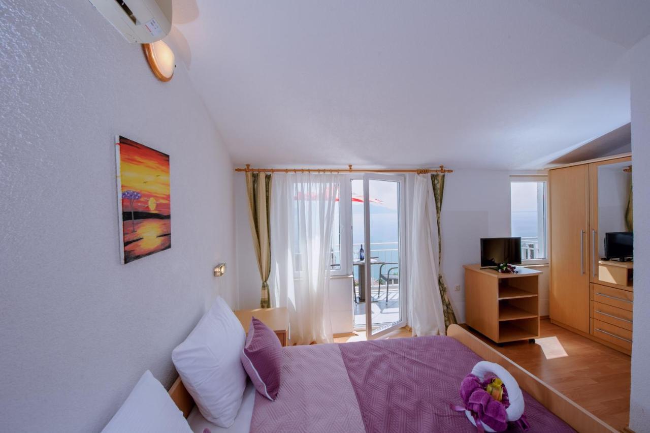 Pension Maric Rooms Brist Exterior photo