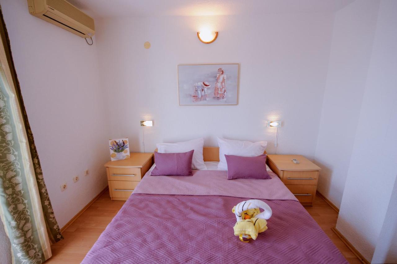 Pension Maric Rooms Brist Exterior photo